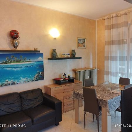 Vercelli Holiday House ตูริน ภายนอก รูปภาพ